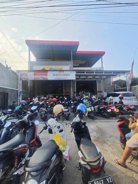 Fania Toko Plastik dan Bahan Kue